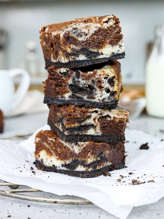 Cookies & Cream cheesecake brownies