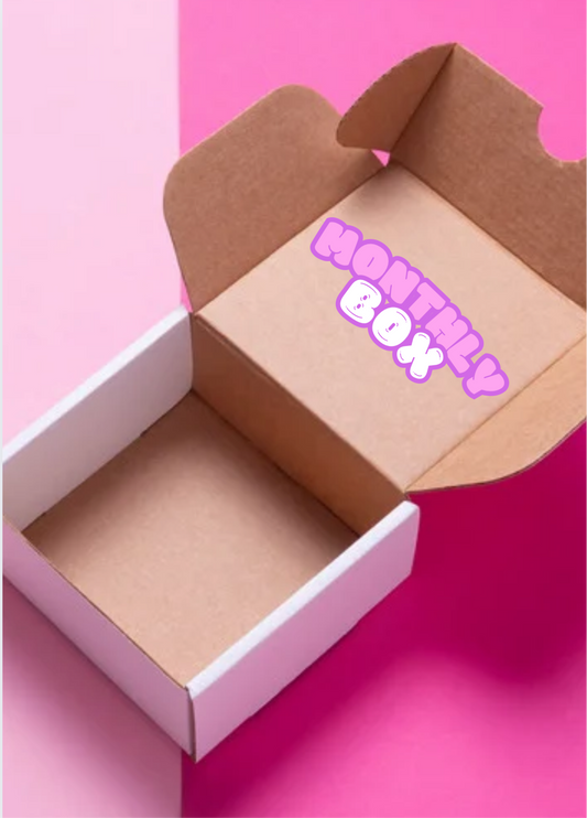 Monthly box (16 items)